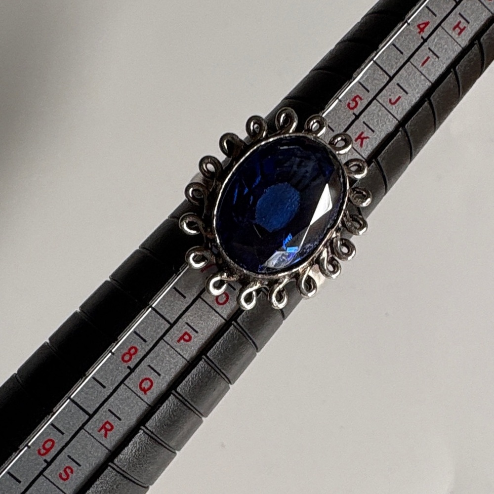 Elegant Blue Gemstone Ring